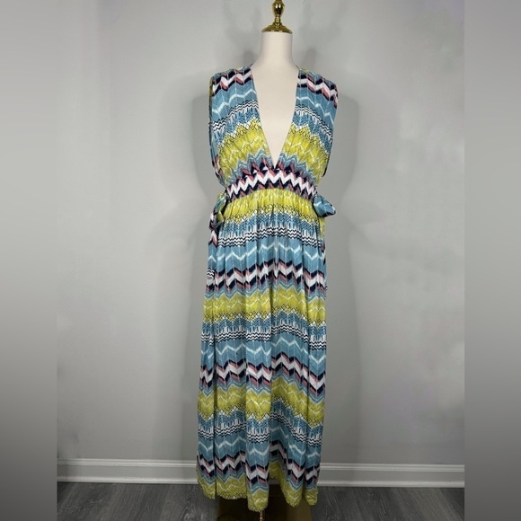 Gorgeous America and Beyond Chevron Pattern Beach Bathing Suit Coverup Dress - Picture 1 of 14